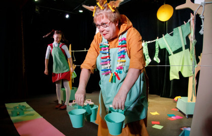 Scene from «Ухти-Тухти»