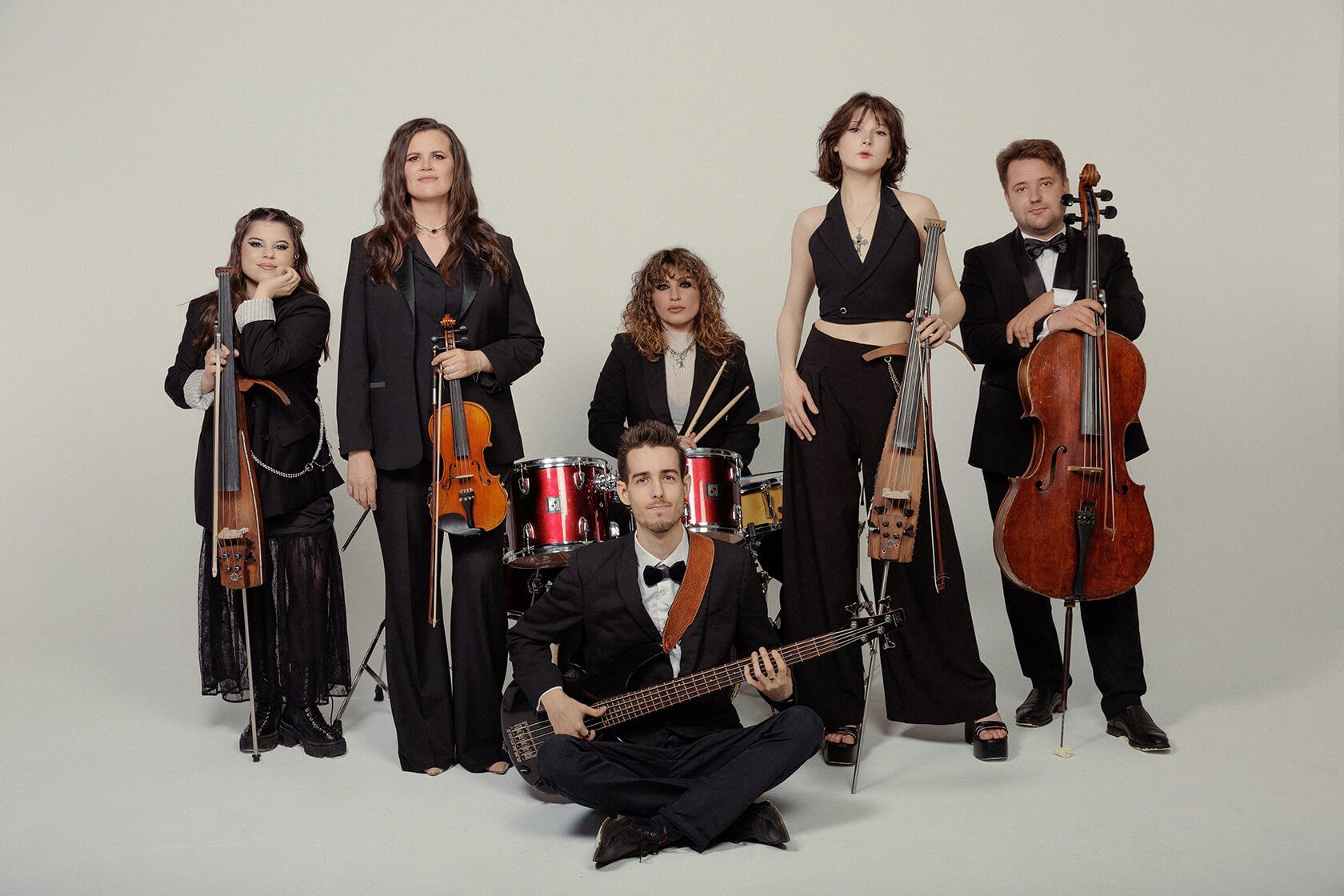 Афиша: Мировые рок-хиты на Виолончелях – Magic Cellos Band в Москве 16 августа 2026