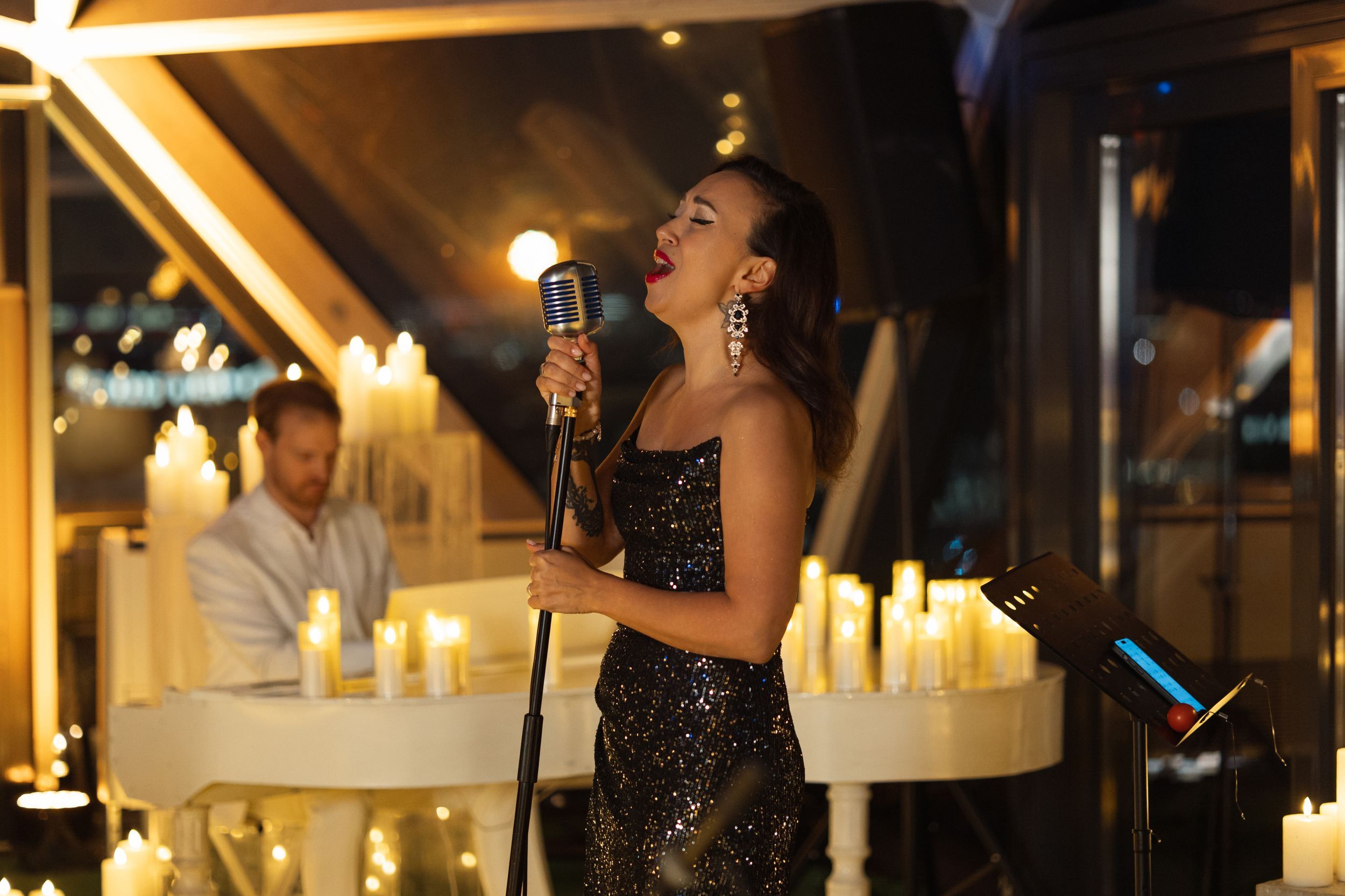Афиша: Магия свечей. Sade. Джаз на крыше в Санкт-Петербурге 13 августа 2026