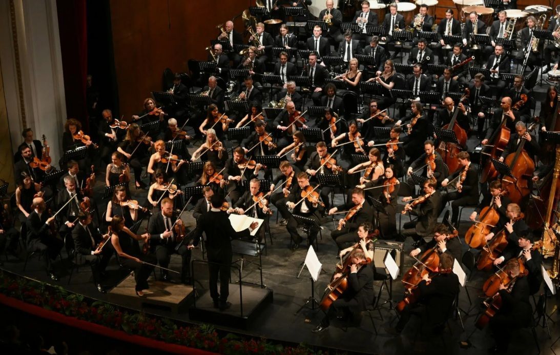 Симфонический оркестр «MusicAeterna», Т. Курентзис