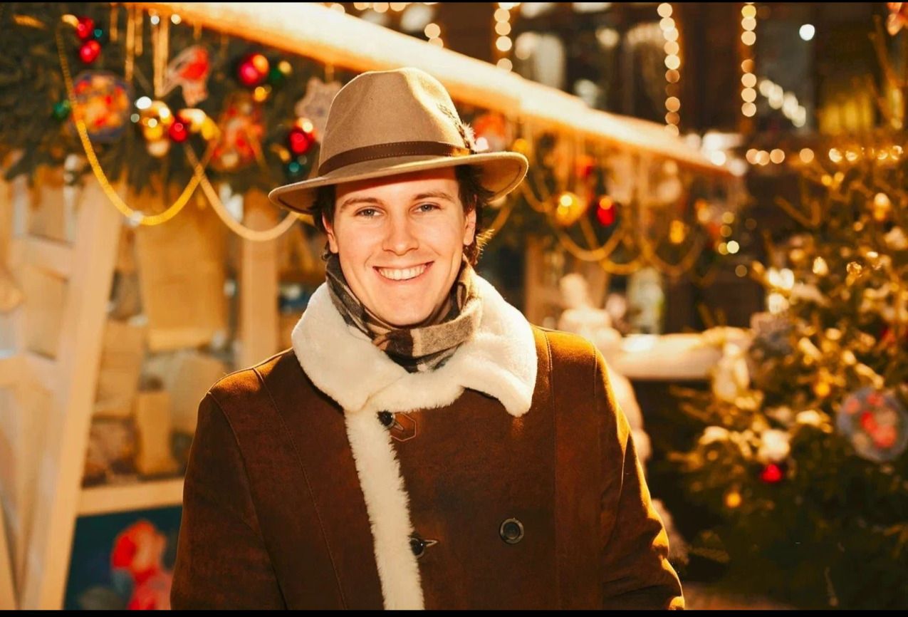 Alex Abra. Sinatra Christmas