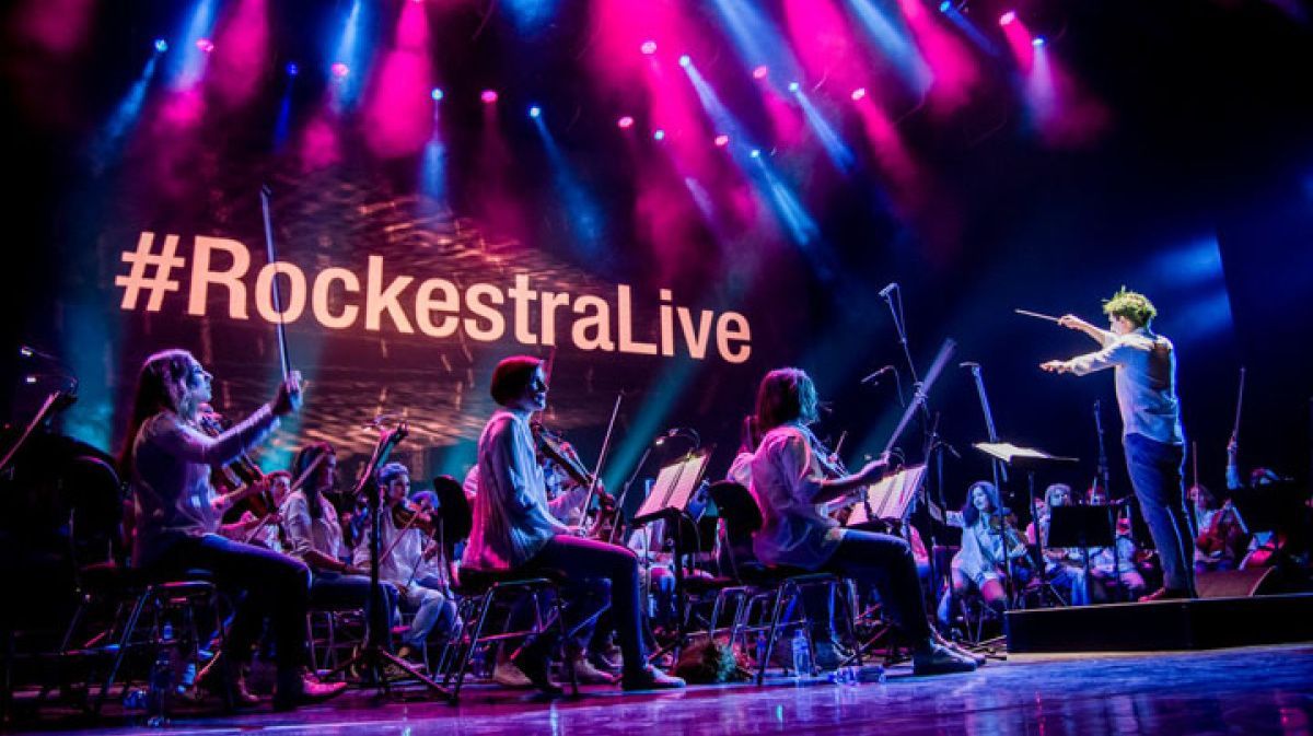 Караоке с оркестром RockestraLive