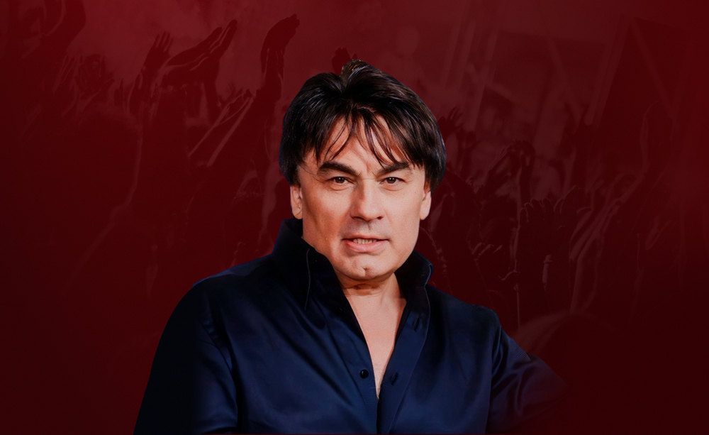 Александр Серов