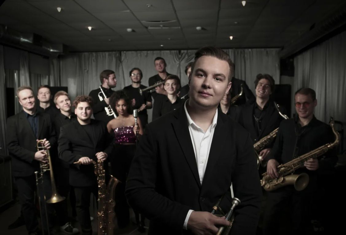 Джаз-оркестр «CoolGroove BigBand»